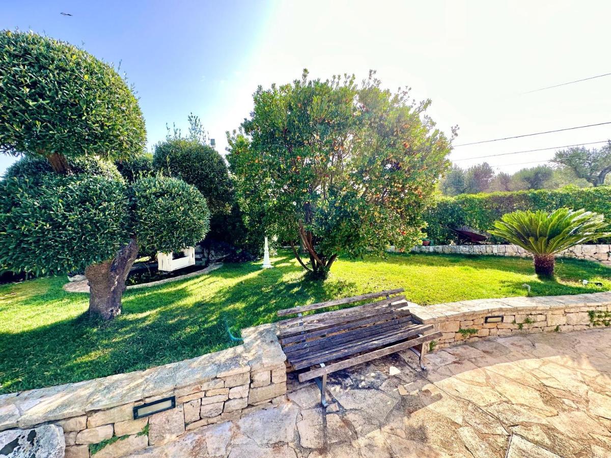 Trullo Il Carrubo Villa Alberobello Dış mekan fotoğraf