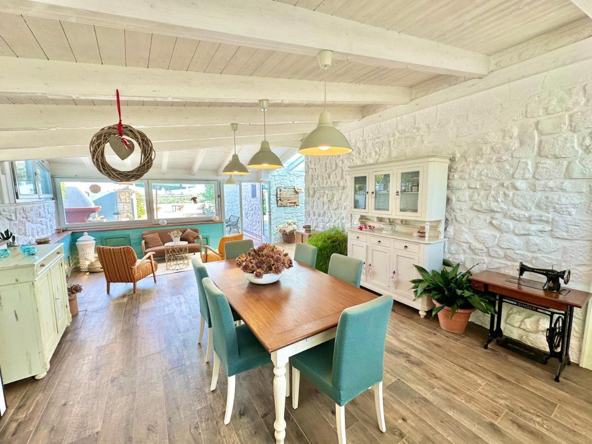 Trullo Il Carrubo Villa Alberobello Dış mekan fotoğraf
