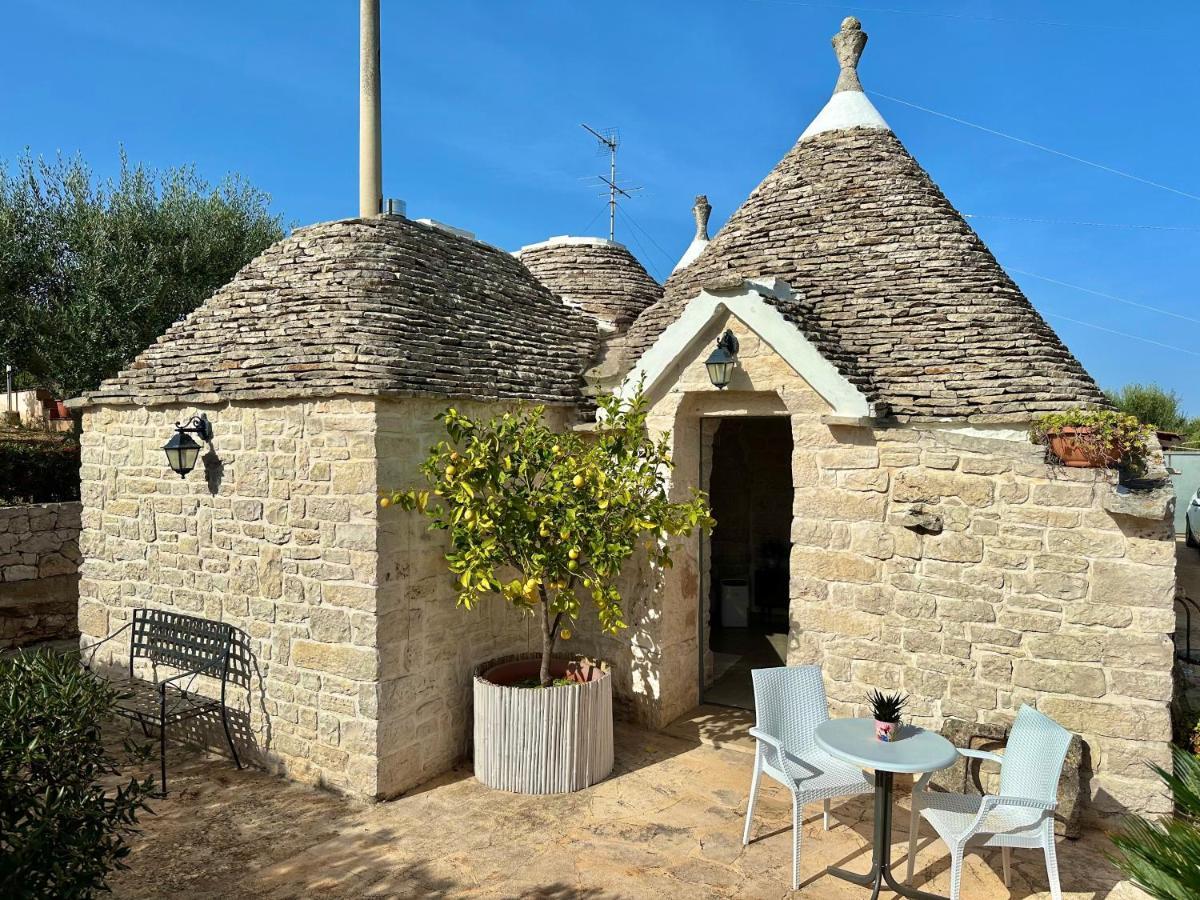 Trullo Il Carrubo Villa Alberobello Dış mekan fotoğraf
